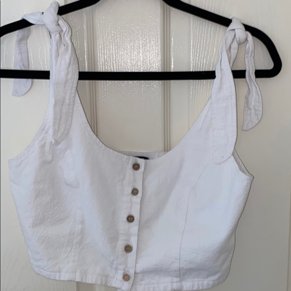 Kendall & Kylie White Crop Top